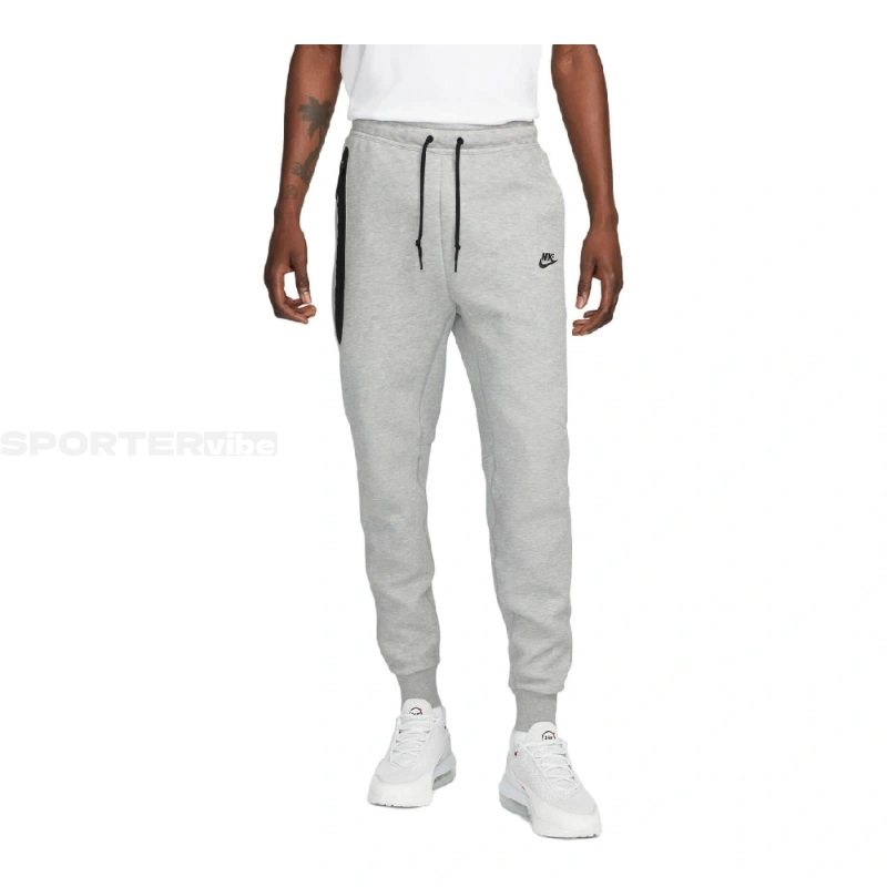 Picture of Pantaloni Trening Barbati Nike Tech Fleece FB8002-063