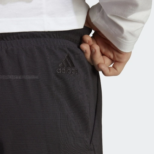 Picture of Pantaloni Scurti Barbati Adidas Essentials IC9375